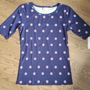 Versatile tee